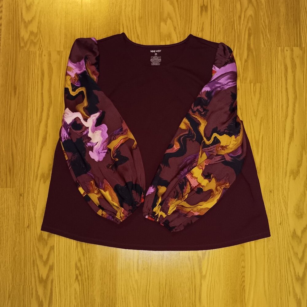 Nine West Women’s Burgundy Top with Abstract Balloon Sleeves Plus Size 2X